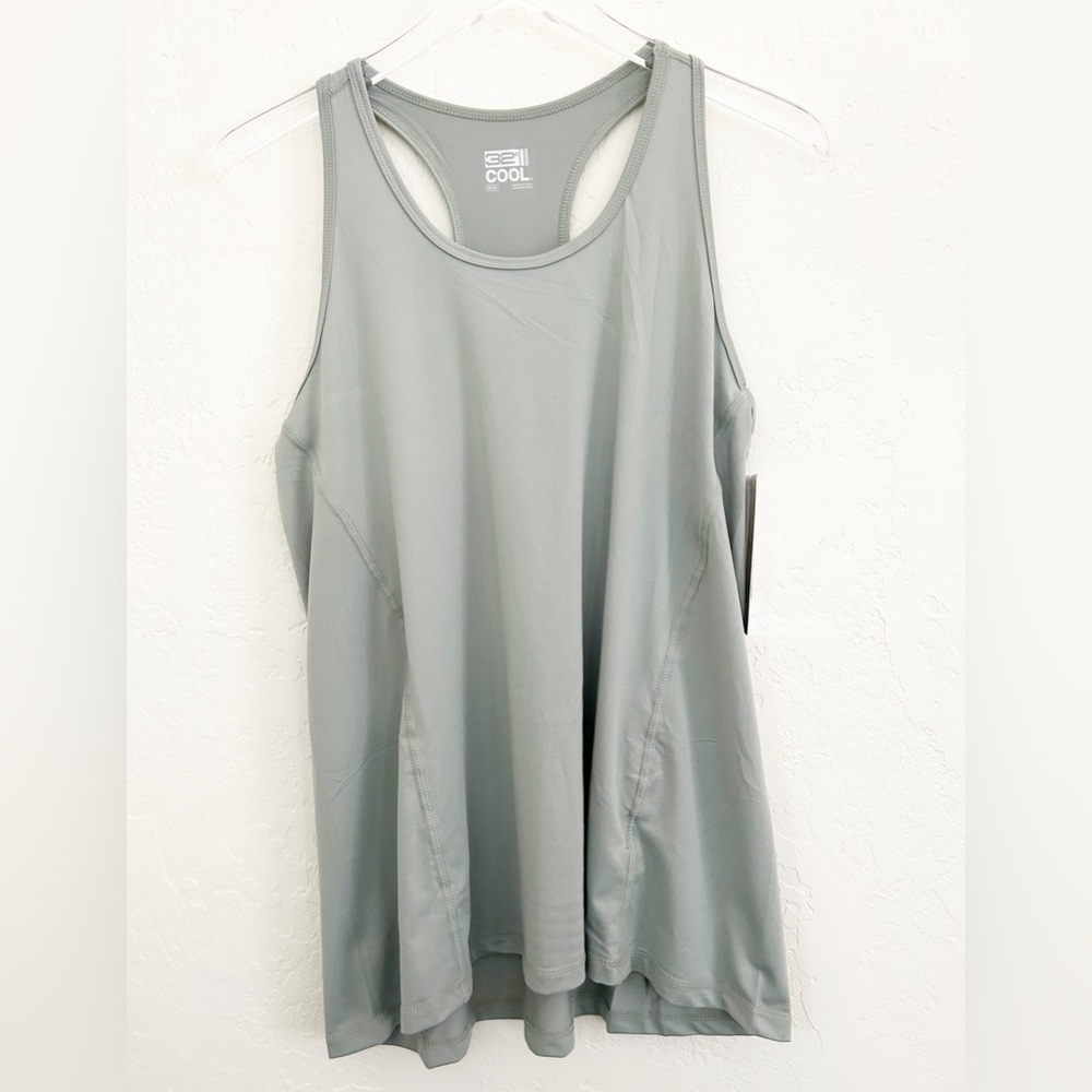 32 Degrees Matcha Green Women’s Tank Size M